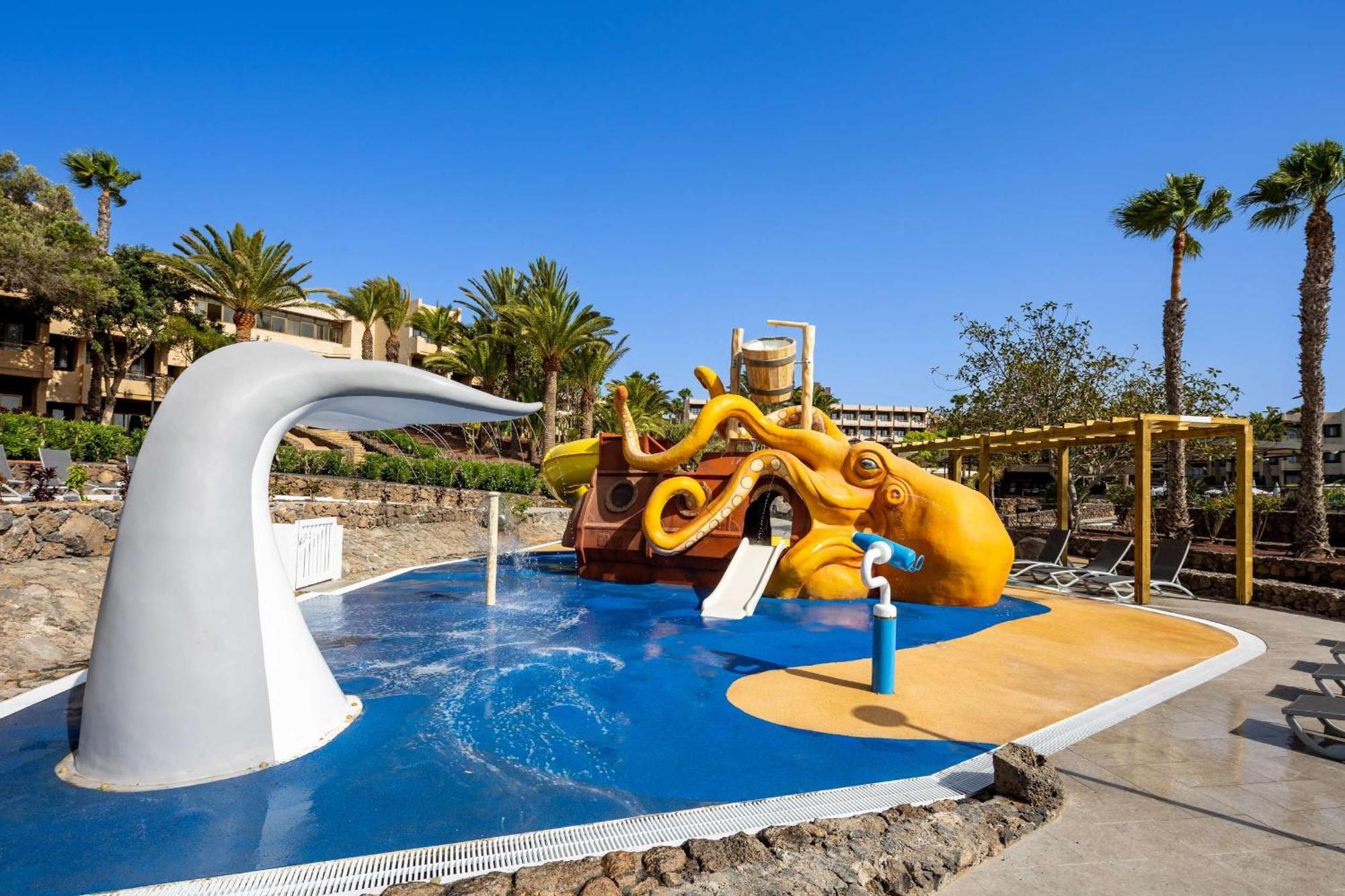 Barcelo Lanzarote Active Resort Costa Teguise Esterno foto